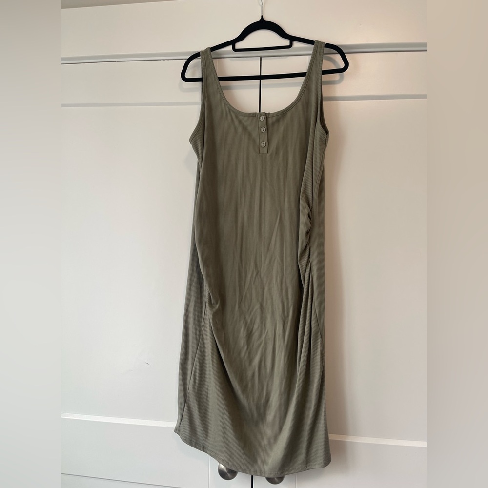 Heart Hips Khaki Sleeveless Midi Dress